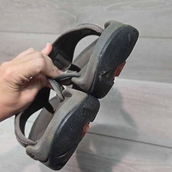 Teva Men\'s Thong T Strap Tan &Gray Sandals Slide Shoes Sz 9 main image 5